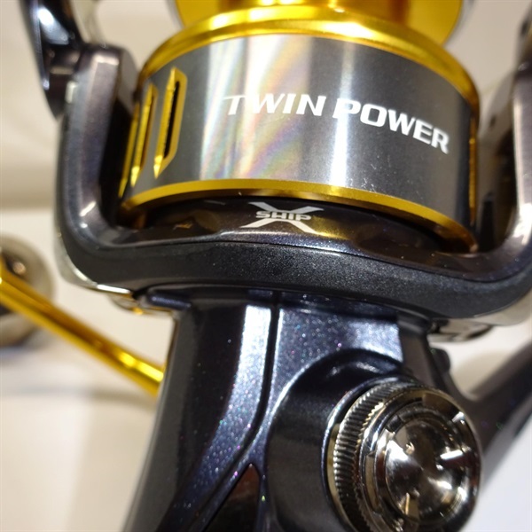 １６ツインパワ―ＳＷ６０００ＸＧ―Ｂ ハンドルノブ改